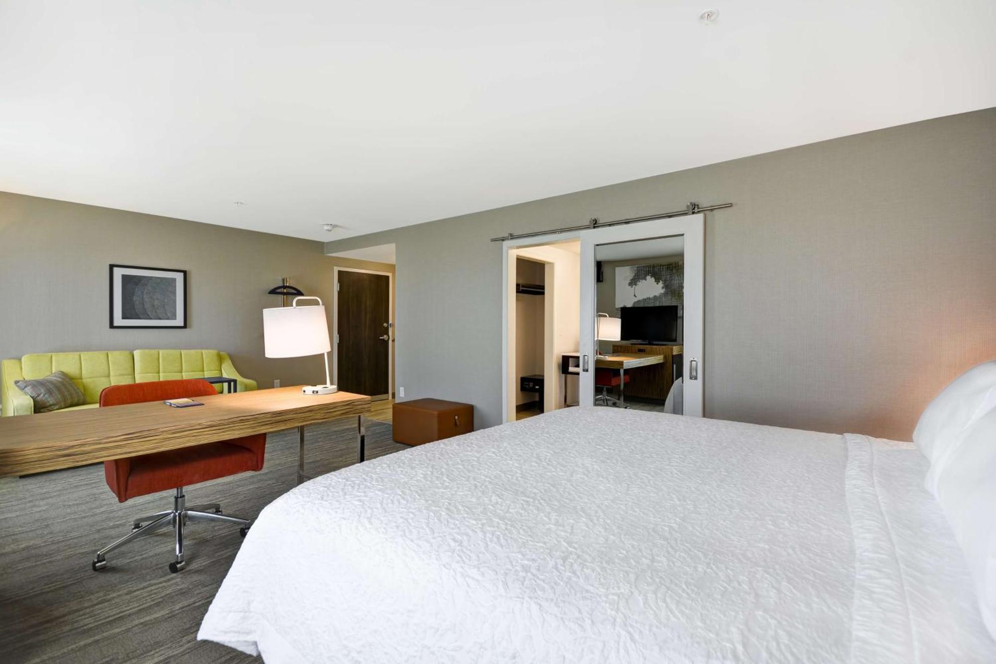 Hampton Inn&Suites Detroit/Warren Extérieur photo