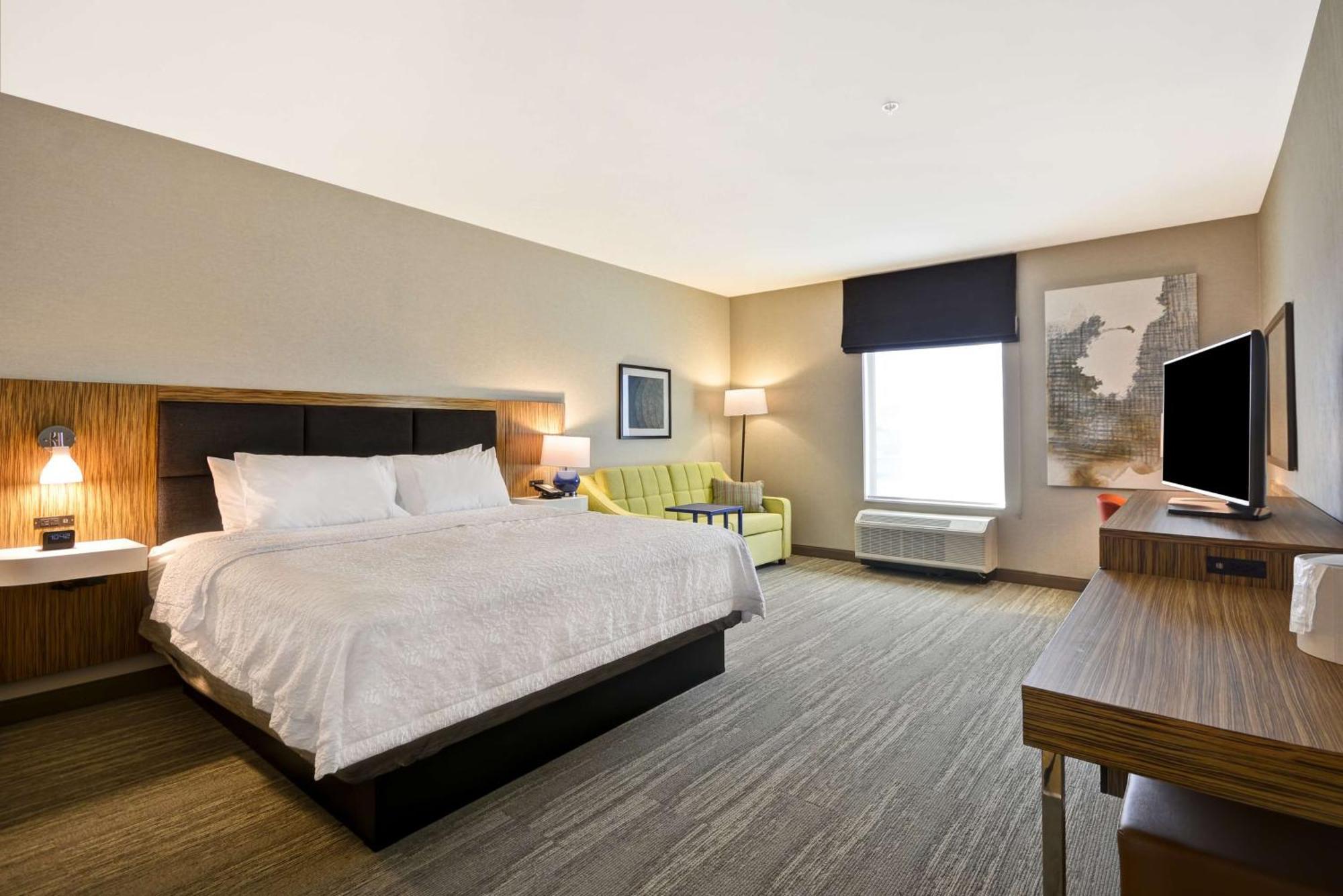 Hampton Inn&Suites Detroit/Warren Extérieur photo