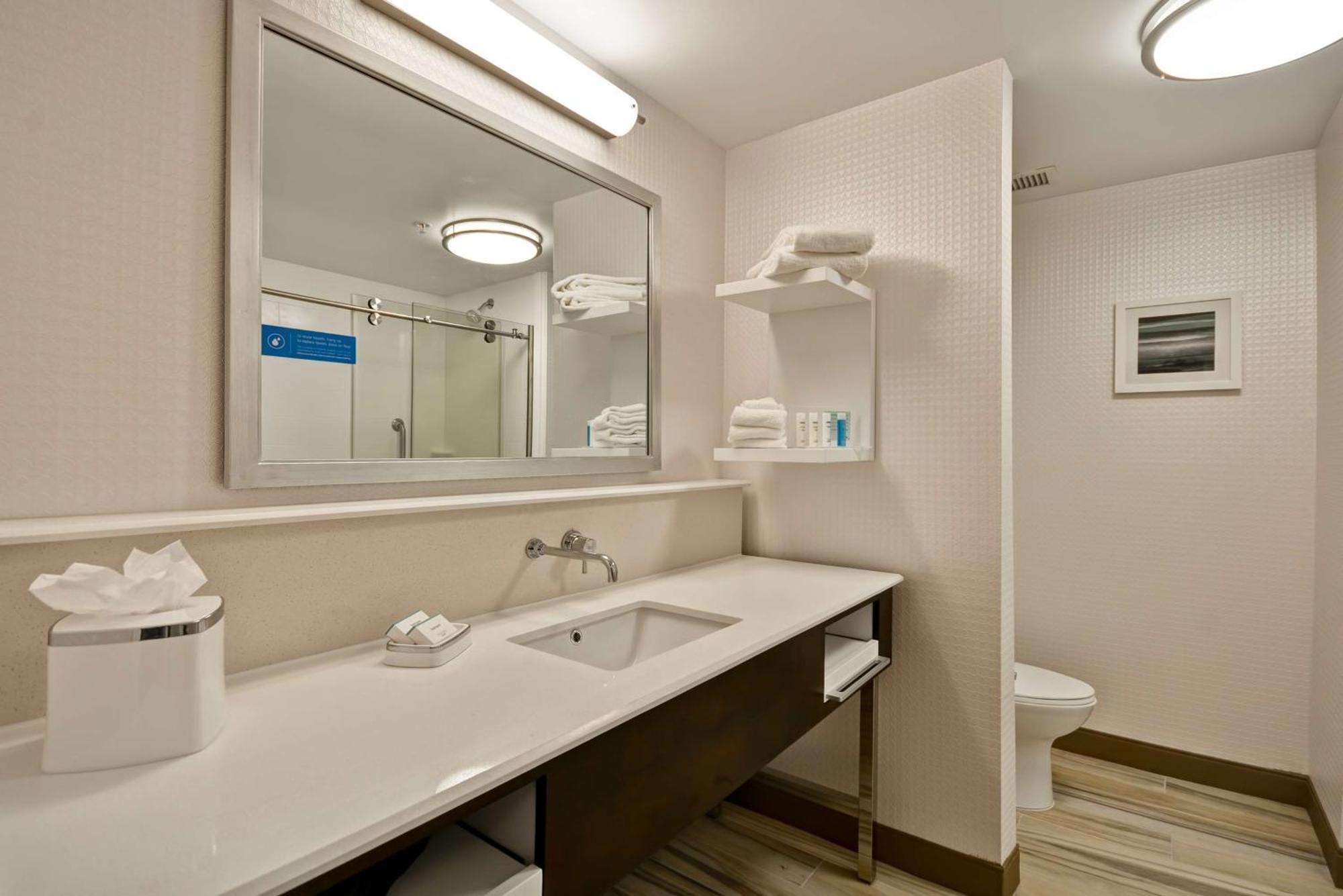 Hampton Inn&Suites Detroit/Warren Extérieur photo