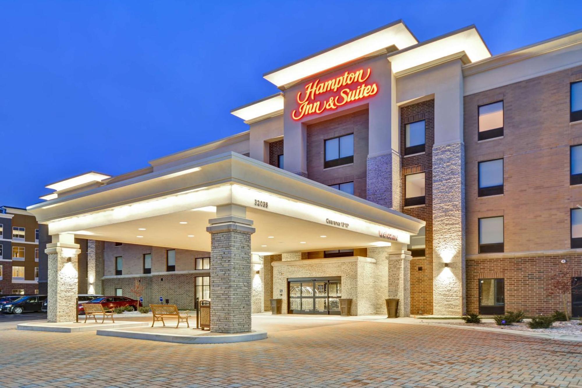 Hampton Inn&Suites Detroit/Warren Extérieur photo